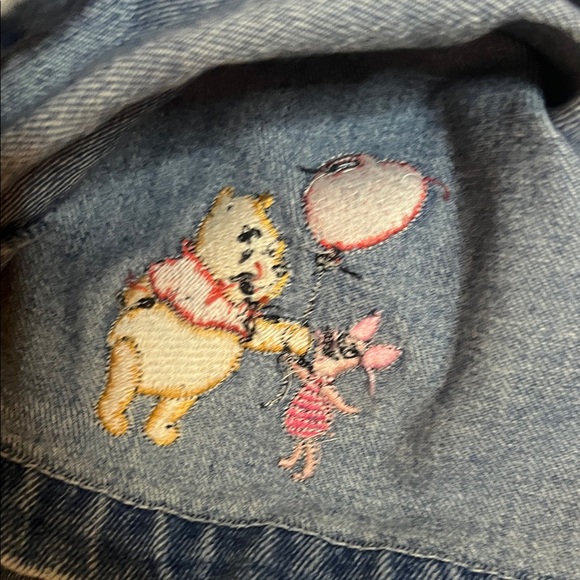 Vintage Disney Denim Shorts with Embroidered Pooh and Piglet - Picture 10 of 13
